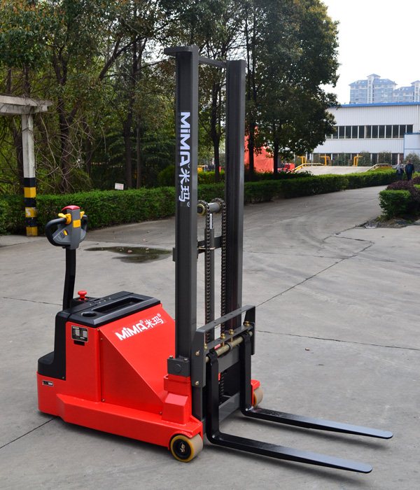 湖南榮洲機械設備有限公司,移動式升降平臺價格,湖南升降貨梯,塑料托盤批發,固定式升降平臺,曲臂式升降平臺,汽車尾板,全電動叉車 湖南榮洲機械設備有限公司,移動式升降平臺價格,湖南升降貨梯,塑料托盤批發,固定式升降平臺,曲臂式升降平臺,汽車尾板,全電動叉車