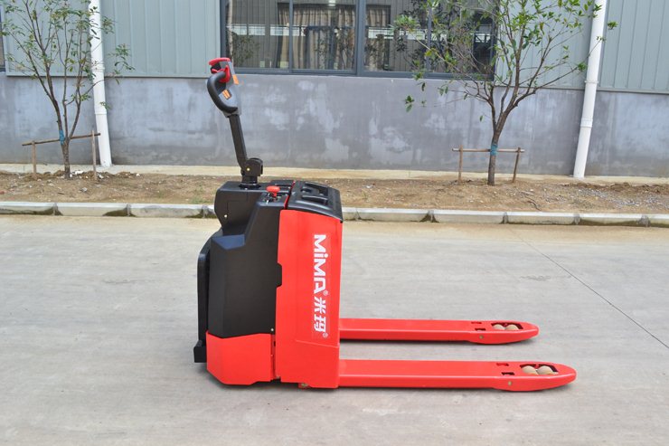 湖南榮洲機械設備有限公司,移動式升降平臺價格,湖南升降貨梯,塑料托盤批發,固定式升降平臺,曲臂式升降平臺,汽車尾板,全電動叉車 湖南榮洲機械設備有限公司,移動式升降平臺價格,湖南升降貨梯,塑料托盤批發,固定式升降平臺,曲臂式升降平臺,汽車尾板,全電動叉車