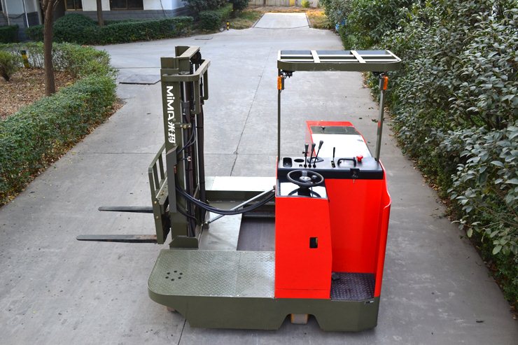 湖南榮洲機(jī)械設(shè)備有限公司,移動式升降平臺價格,湖南升降貨梯,塑料托盤批發(fā),固定式升降平臺,曲臂式升降平臺,汽車尾板,全電動叉車 湖南榮洲機(jī)械設(shè)備有限公司,移動式升降平臺價格,湖南升降貨梯,塑料托盤批發(fā),固定式升降平臺,曲臂式升降平臺,汽車尾板,全電動叉車