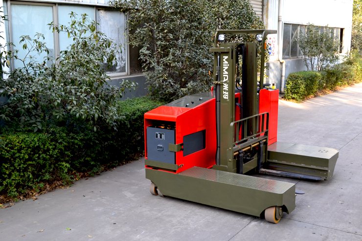 湖南榮洲機(jī)械設(shè)備有限公司,移動式升降平臺價格,湖南升降貨梯,塑料托盤批發(fā),固定式升降平臺,曲臂式升降平臺,汽車尾板,全電動叉車 湖南榮洲機(jī)械設(shè)備有限公司,移動式升降平臺價格,湖南升降貨梯,塑料托盤批發(fā),固定式升降平臺,曲臂式升降平臺,汽車尾板,全電動叉車